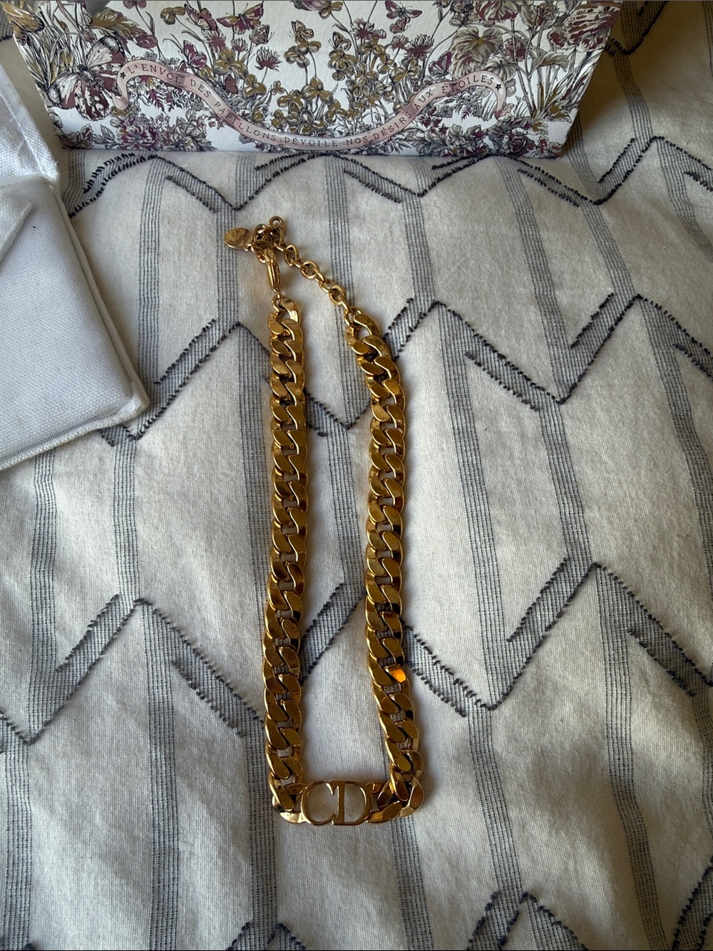 CHRISTIAN DIOR Danseuse Etoile Chain Choker Necklace Gold - Picture 15 of 17
